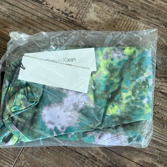 Calvin Klein Womens Performance Printed Racerback Cropped Tank Top 2XL New - Picture 4 of 4